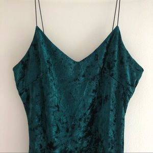 The Vintage Shop - Green crushed velvet dress